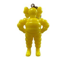 2009 Kaws Chum Keychain / Vinyl Figure